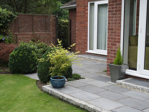 barton under needwood garden designer