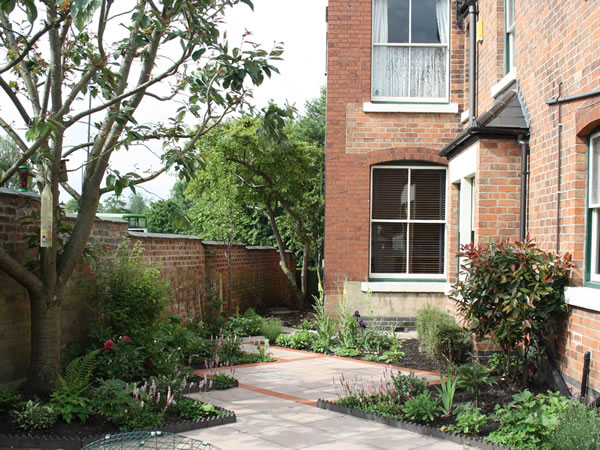 victorian house garden design